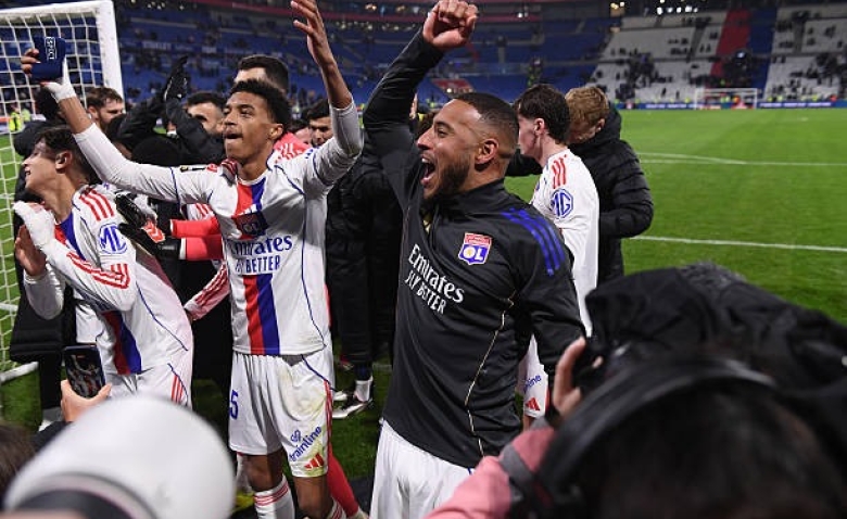 Illustration : "OL : Une révélation lyonnaise promet du lourd pour la fin de saison !"