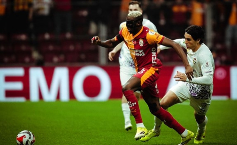 Illustration : "Mercato PSG : Luis Enrique réclame un serial buteur de Turquie à 75M € !"