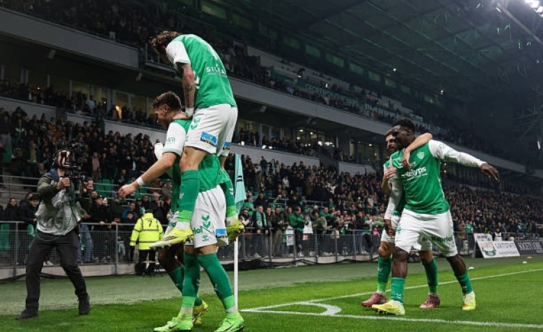 Illustration : "Mercato ASSE : Un milieu scandinave supervisé en coulisses !"