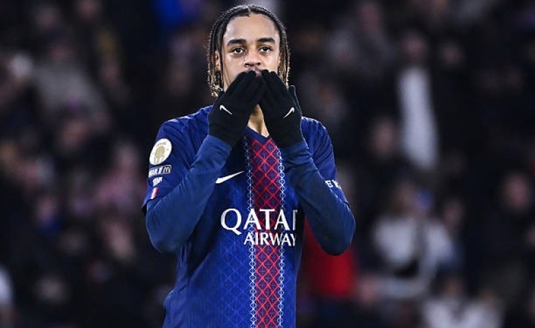 Illustration : "Mercato PSG : plusieurs prolongations avancent, d’autres coincent"