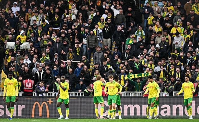 Illustration : "FC Nantes : Une option offensive surprise pour défier le LOSC"