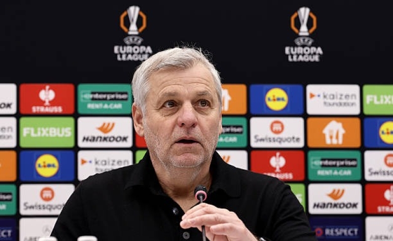 Illustration : "LOSC : Le coup de gueule de Genesio malgré la qualification"