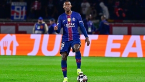 Illustration : PSG : La concurrence arrive pour Nuno Mendes ?