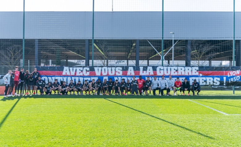 Illustration : "OL : Une belle image des supporters malgré l'interdiction de déplacement au Vélodrome"