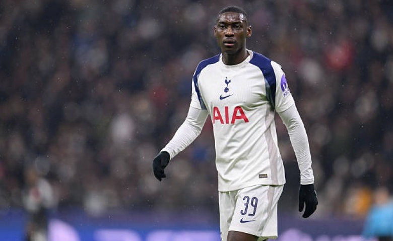 Illustration : "Mercato LOSC, PSG : Lille se positionne sur le gros coup Kolo Muani !"