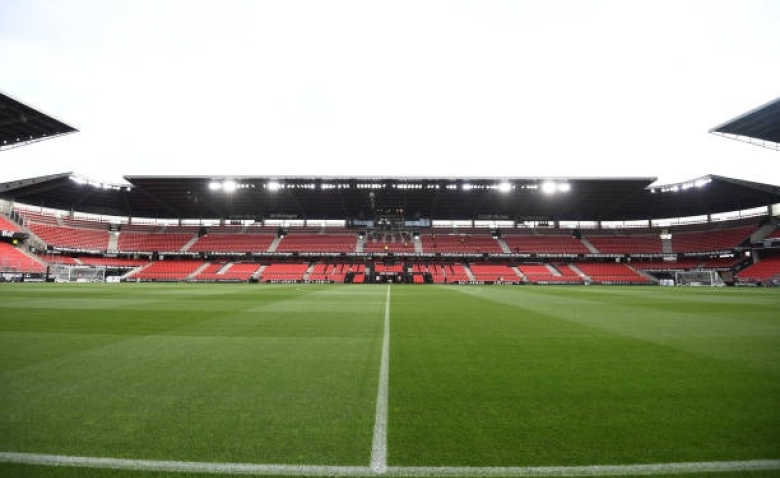 Illustration : "Stade Rennais : Le club tire la sonnette d’alarme après une arnaque visant son centre de formation"