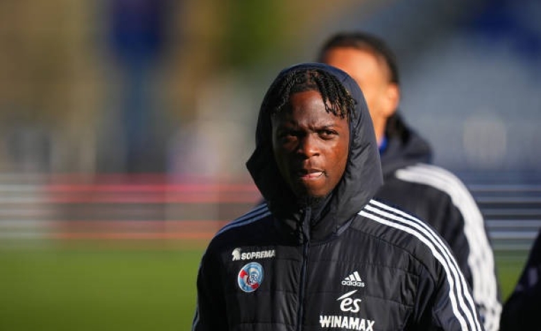 Illustration : "Mercato : Le plan secret de Rennes et Lille pour arracher Rayane Messi"