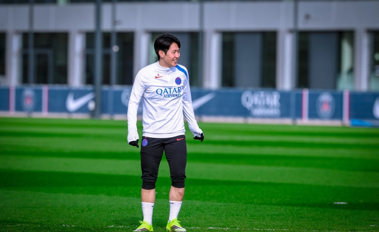 Illustration : "Mercato PSG : Un club de Premier League aimerait s’offrir Kang-in Lee"