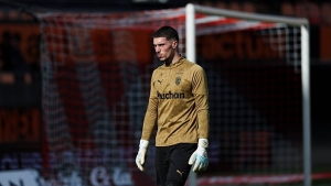 Illustration : Mercato Lens : Robin Risser vers la Premier League ? Un cador anglais lance l'assaut à 40 M€ !