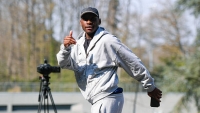 Illustration : "Mercato PSG : Vers un échange de buteurs avec la Juventus pour relancer Randal Kolo Muani ?"