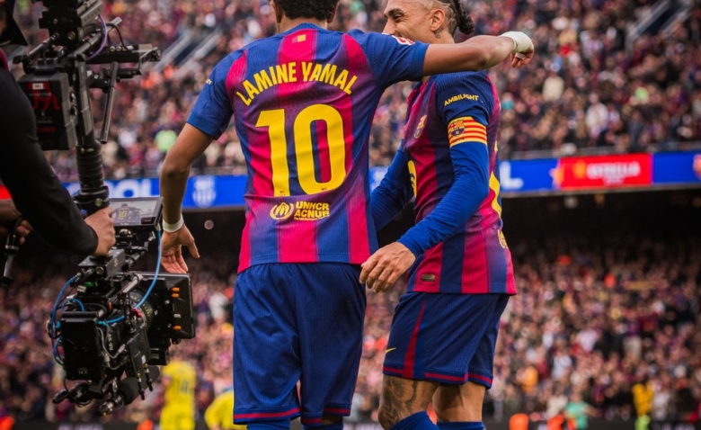 Illustration : "Mercato PSG : Les dirigeants parisiens prêt à faire une offre XXL pour s'offrir Lamine Yamal"