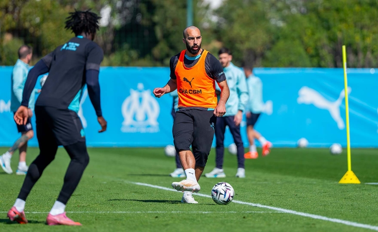 Illustration : "Mercato ASSE : Les Verts pistent un joueur pour venir renforcer l'entrejeu stéphanois"