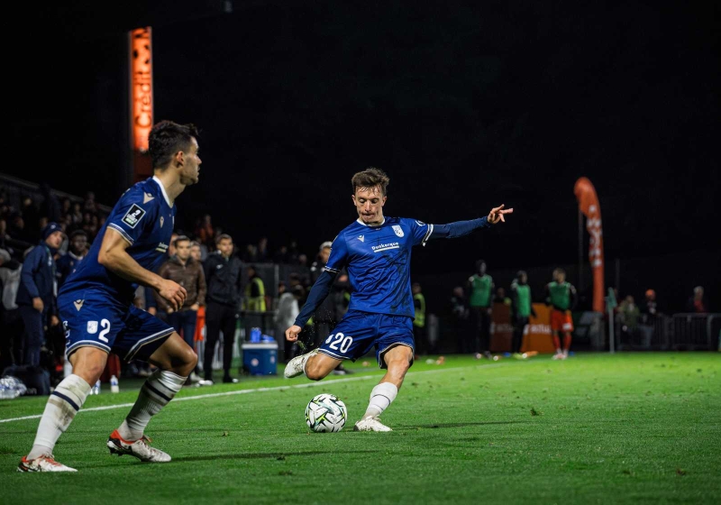 Illustration : Mercato ASSE : Les Verts et Troyes bataillent pour un milieu de Dunkerque