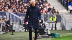 Illustration : Girondins de Bordeaux : Bruno Irles mis à pied, une légende du club appelée à la rescousse !