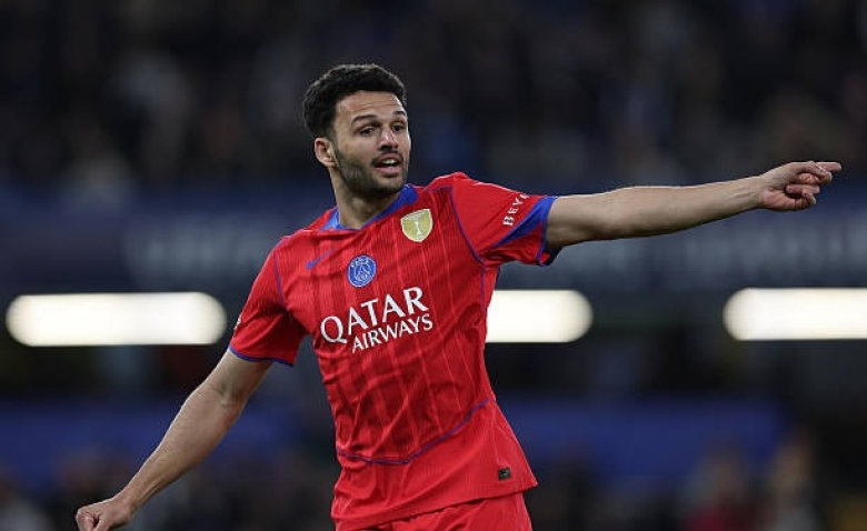 Illustration : "Mercato PSG : Une pluie de prétendants inattendue pour l'énigme Gonçalo Ramos"