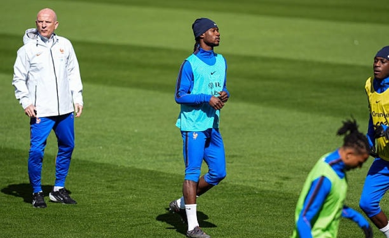 Illustration : "PSG Mercato : Pourquoi le retour d'Eduardo Camavinga en France divise totalement le club"