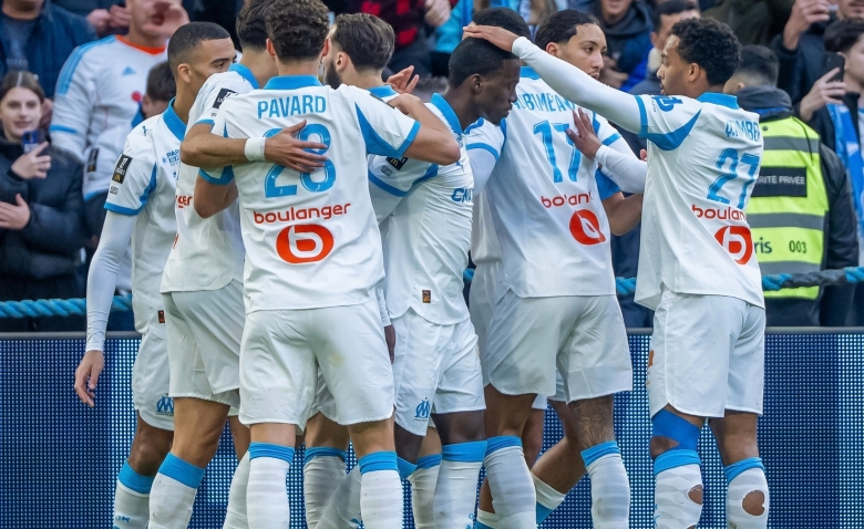 Illustration : "Mercato OM : Le verdict est tombé pour 3 indésirables, Benatia tranche dans le vif !"