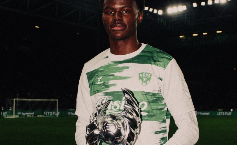 Illustration : "Mercato ASSE : Une révélation 2025-2026 fait fondre la Premier League !"