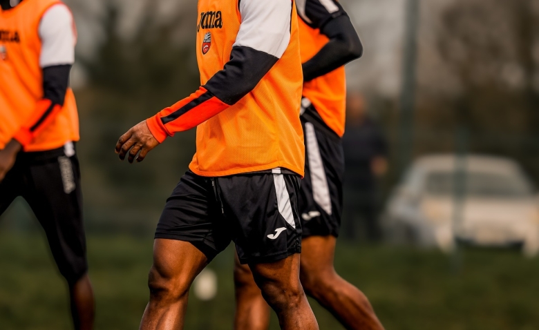 Illustration : "Mercato Lorient : L'Europe se déchaine pour une révélation lorientaise !"