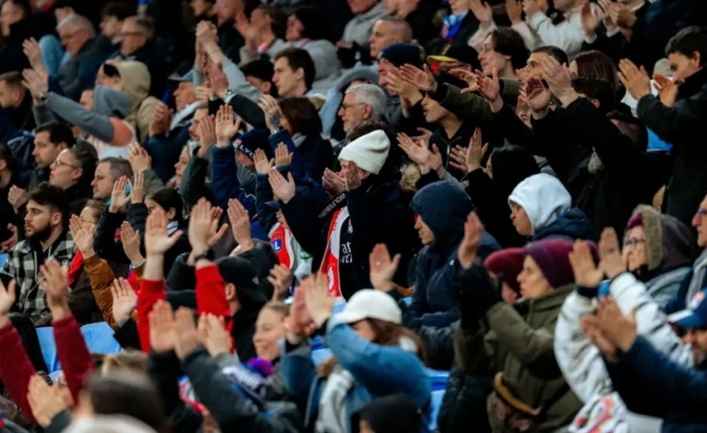 Illustration : "PSG - OL : Terrible nouvelle pour les supporters lyonnais avant le choc"