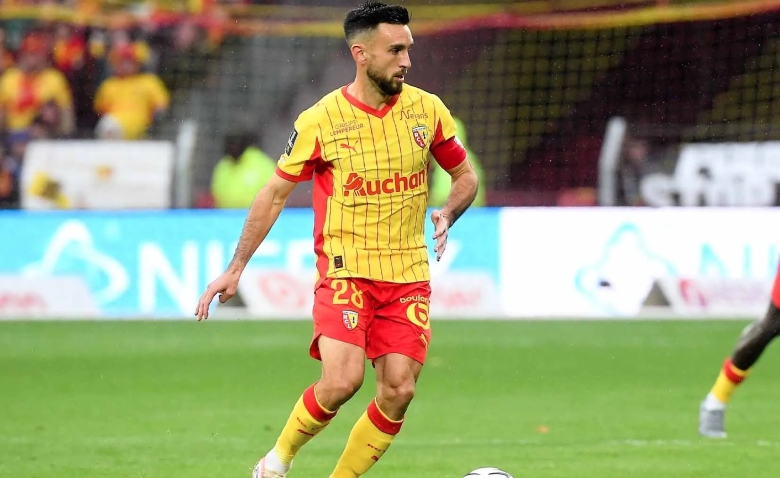 Illustration : "RC Lens : énorme coup dur après Toulouse, la fin de saison menacée ?"