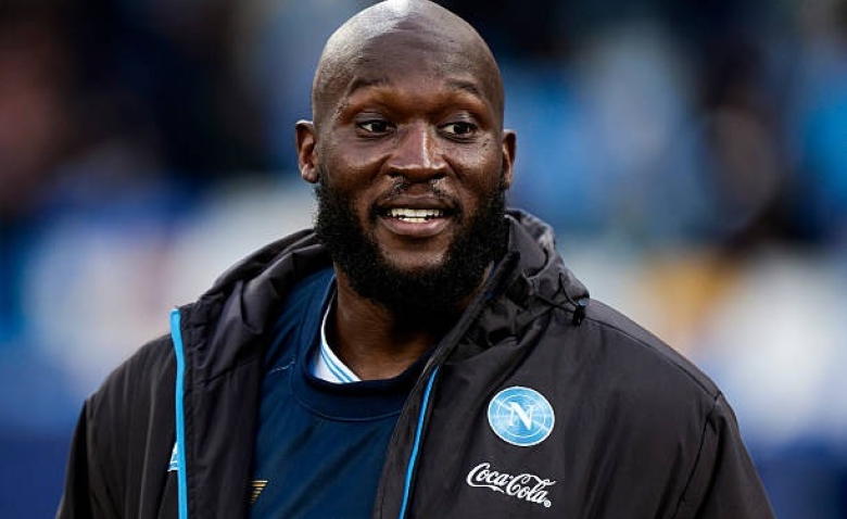 Illustration : "Mercato : Romelu Lukaku bradé par Naples, l’OL et Monaco en alerte maximale !"