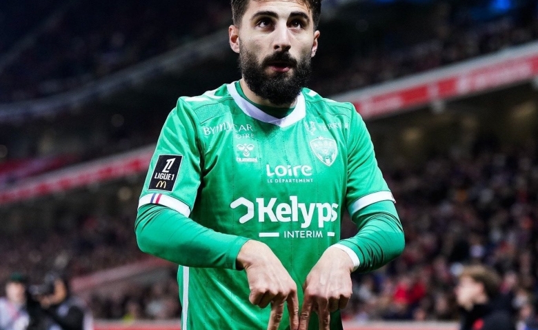 Illustration : "ASSE : Zuriko Davitashvili répond à ses détracteurs et annonce du lourd pour l'avenir !"