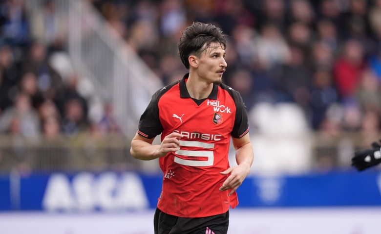 Illustration : "Mercato Rennes : Deux cadors français foncent sur Esteban Lepaul"