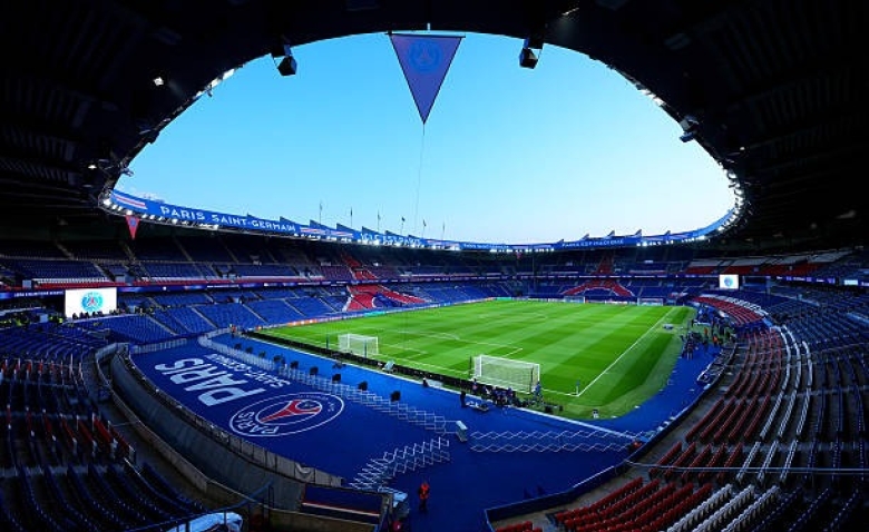 Illustration : "PSG : Effets spéciaux, LED et grand spectacle... Paris voit les choses en grand pour mai"