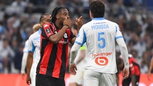 Illustration : OM - OGC Nice : "Il ne mettait pas un pied devant l’autre à Marseille" , Riolo dézingue Elye Wahi
