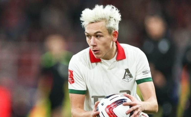 Illustration : "Mercato : Le nouveau Kvaratskhelia au PSG ? Le Lokomotiv Moscou fixe son prix"