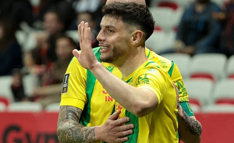 Illustration : "Mercato Nantes : Trois arrivées en provenance de Lorient en cas de descente en L2 ?"