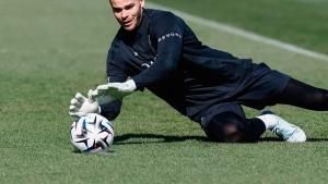 Illustration : PSG : La place de Chevalier au Mondial menacée par une légende ?