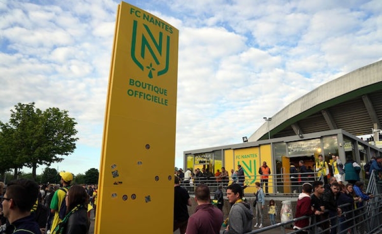 Illustration : "FC Nantes : Accusé de trahison par Kita, le coordinateur médical annonce son départ !"