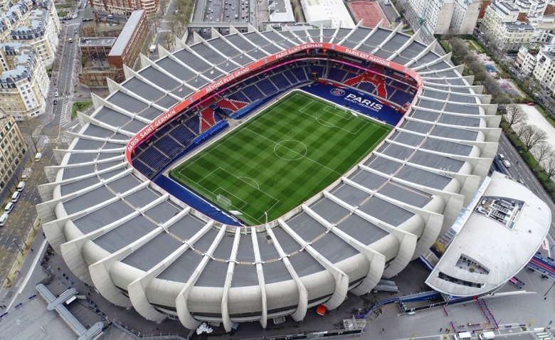 Illustration : "PSG - Arsenal : Paris va transformer son stade en fan zone géante pour la finale !"