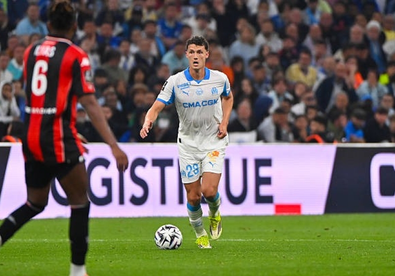 Illustration : Mercato OM : Benjamin Pavard a tranché, il veut quitter Marseille dès cet été !