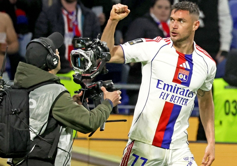 Illustration : Mercato OL : Grosse déception pour un renfort offensif espéré