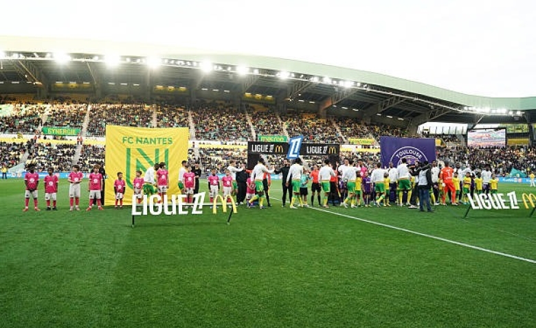 Illustration : "FC Nantes : Encore un retour à l'étude sur le banc pour ramener le club en L1 !"
