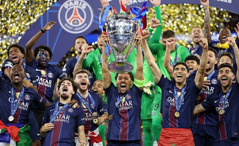 Illustration : "Mercato PSG : le Real Madrid prêt à lâcher 150 M€ pour une star parisienne ?"