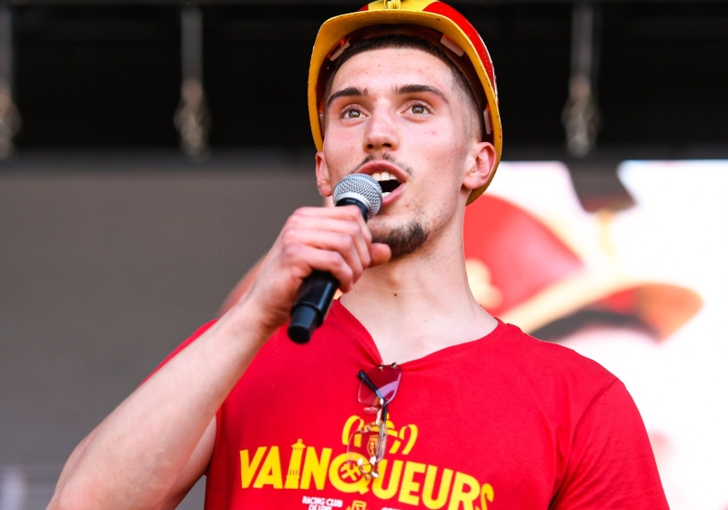 Illustration : RC Lens :  Bollaert retient un de ses meilleurs joueurs !