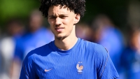 Illustration : "Mercato PSG : Un échange Lee Kang-in contre Akliouche, la proposition qui fait parler !"