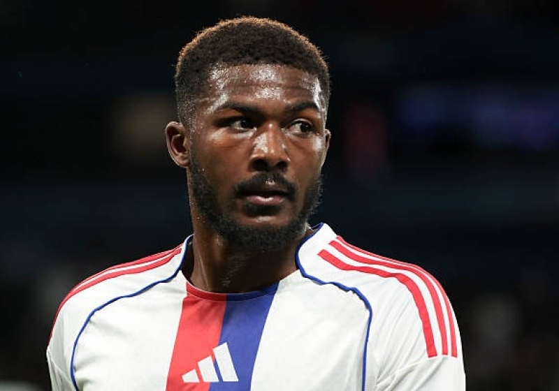 Illustration : OL : Maitland-Niles vers Crystal Palace, Pierre Sage active une piste qu'il connaît bien !