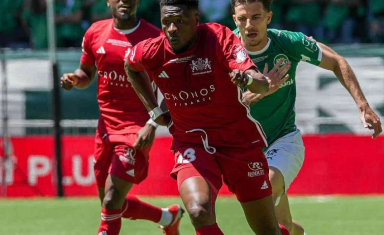 Illustration : "Mercato ASSE : Saint-Étienne en course pour Keasse Bah, duel face à Mönchengladbach !"