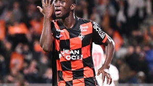 Illustration : FC Lorient : Soumano va quitter le club, l'Angleterre déjà à l'affût !