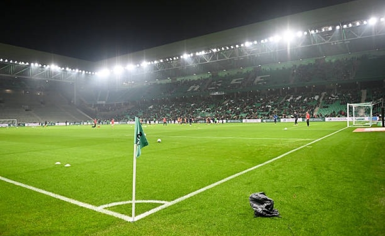 Illustration : "ASSE Mercato : Un indésirable à 7,5 M€ trouve enfin une porte de sortie XXL !"