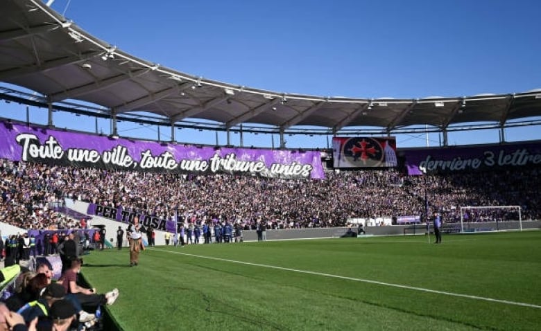 Illustration : "Mercato Toulouse : Une offre folle de 25M€ de Manchester United pour ce crack ?"