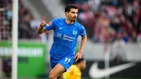 Illustration : "Mercato OM : Un ancien attaquant de l'OL appelle Marseille pour signer !"
