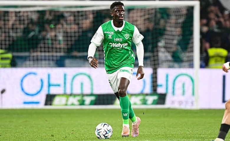 Illustration : "ASSE : Direction le Portugal pour Chico Lamba après le fiasco de la Coupe du Monde ?"
