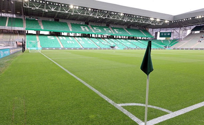 Illustration : "Mercato ASSE : Énorme coup de tonnerre à Saint-Étienne, une recrue surprise est déjà sur place"