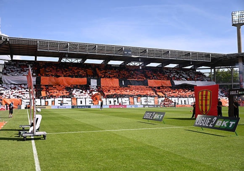 Illustration : Mercato Lorient : Strasbourg et le Paris FC au coude-à-coude pour s'offrir un crack des Merlus